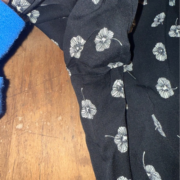 Talbots Wide Leg Pull On Pants Drawstring Size Medium Deco Flowers Mid Rise - Picture 6 of 12